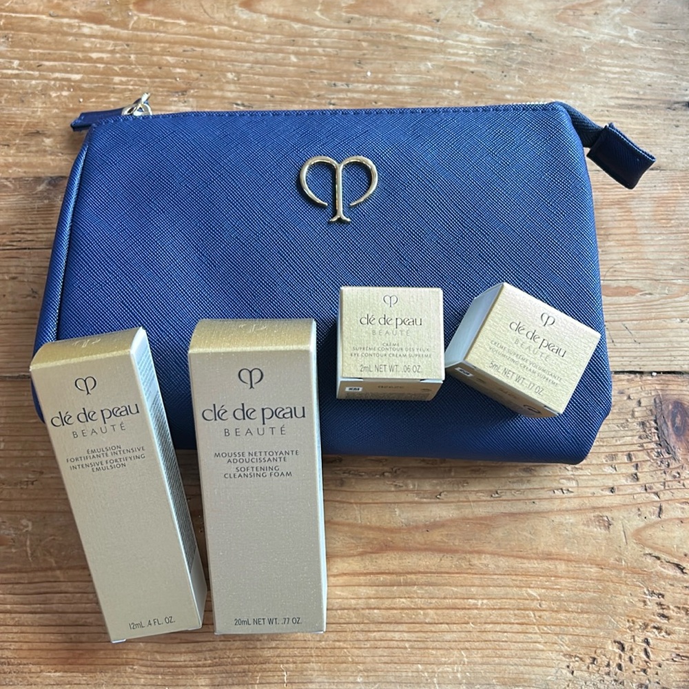 Brand New Cle De Peau skin care travel set